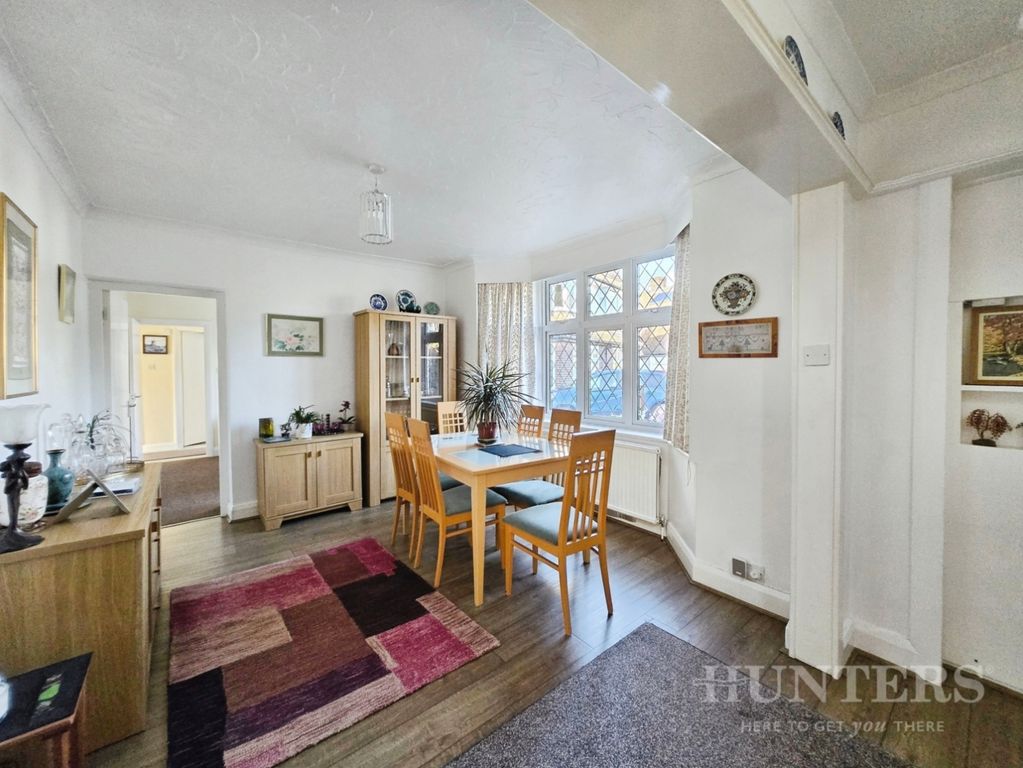 Property photo 3 of 38 Pbox-Img.Jpg