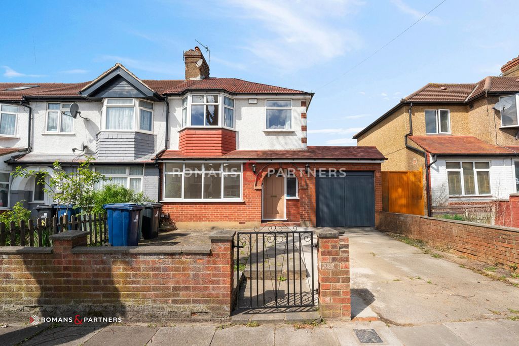 Property photo 1 of 12