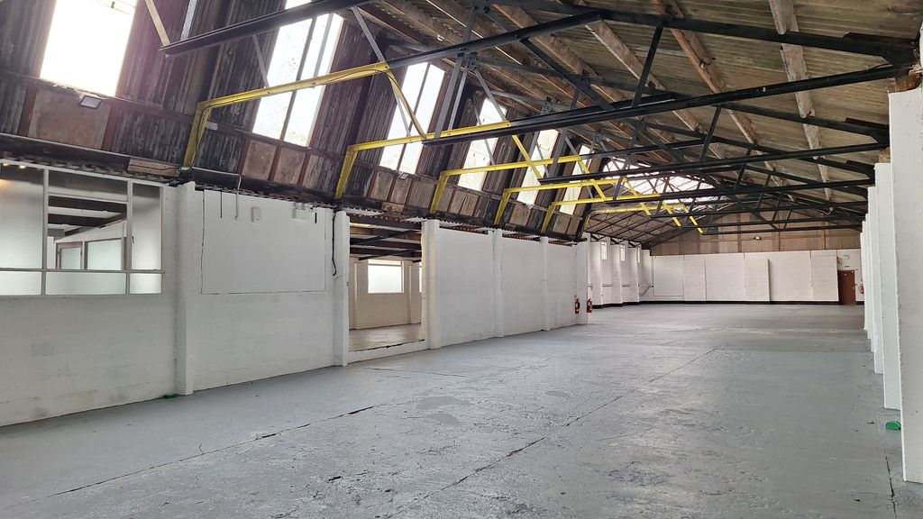 Property photo 3 of 9