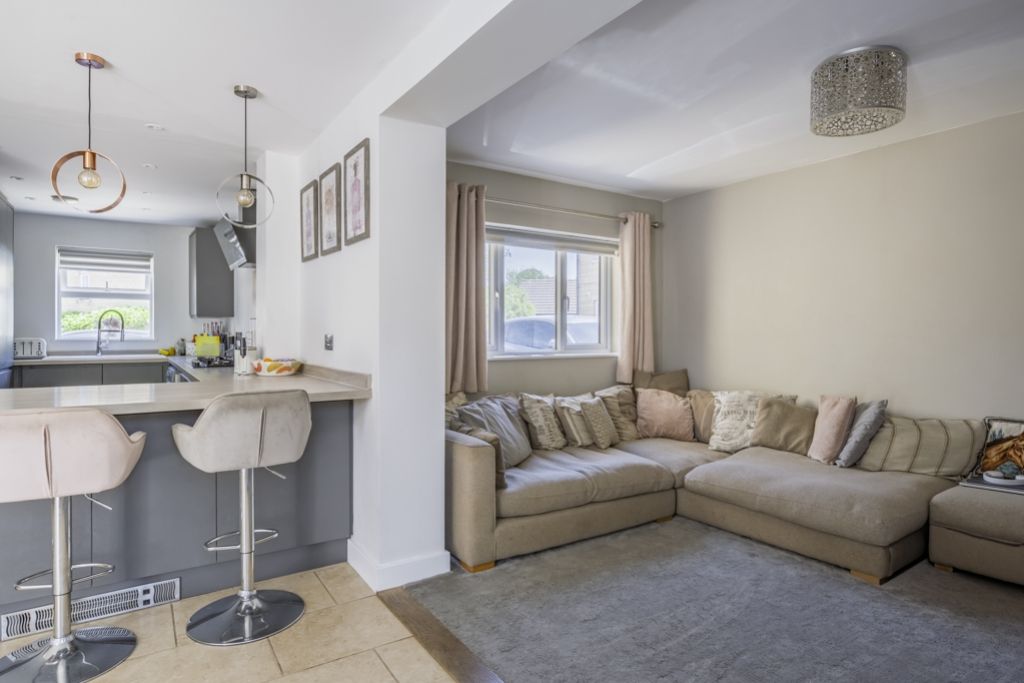 Property photo 3 of 17 Dsc_0473Hdr-Edit