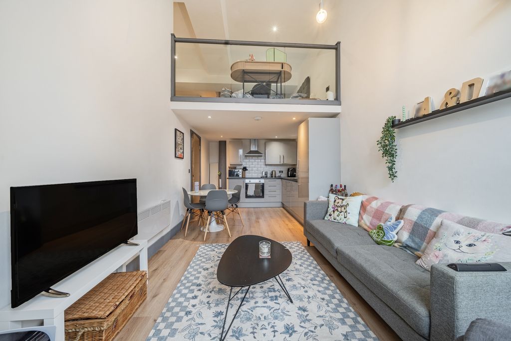 Property photo 3 of 17 1234259 (2)