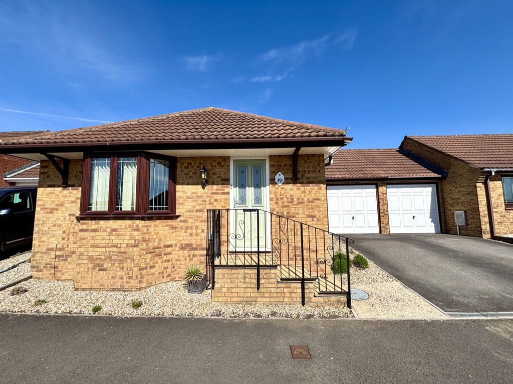 Property photo 1 of 13 Photo 14