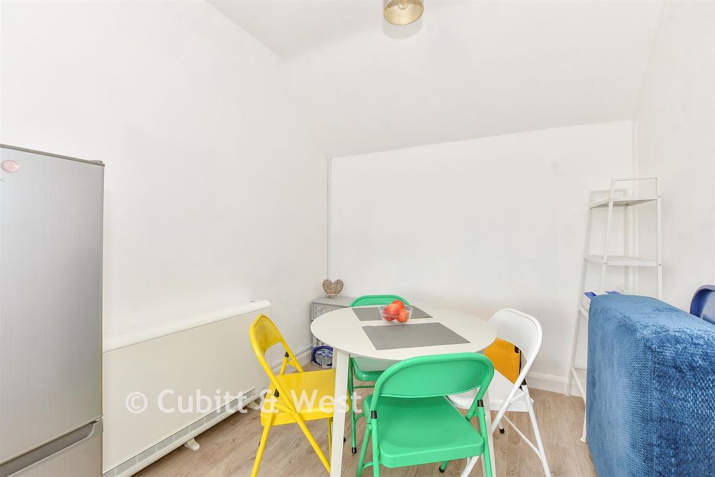 Property photo 3 of 8 Kitchen/ Diner