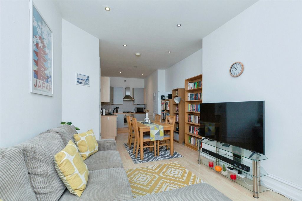 Property photo 2 of 12 Picture No. 06