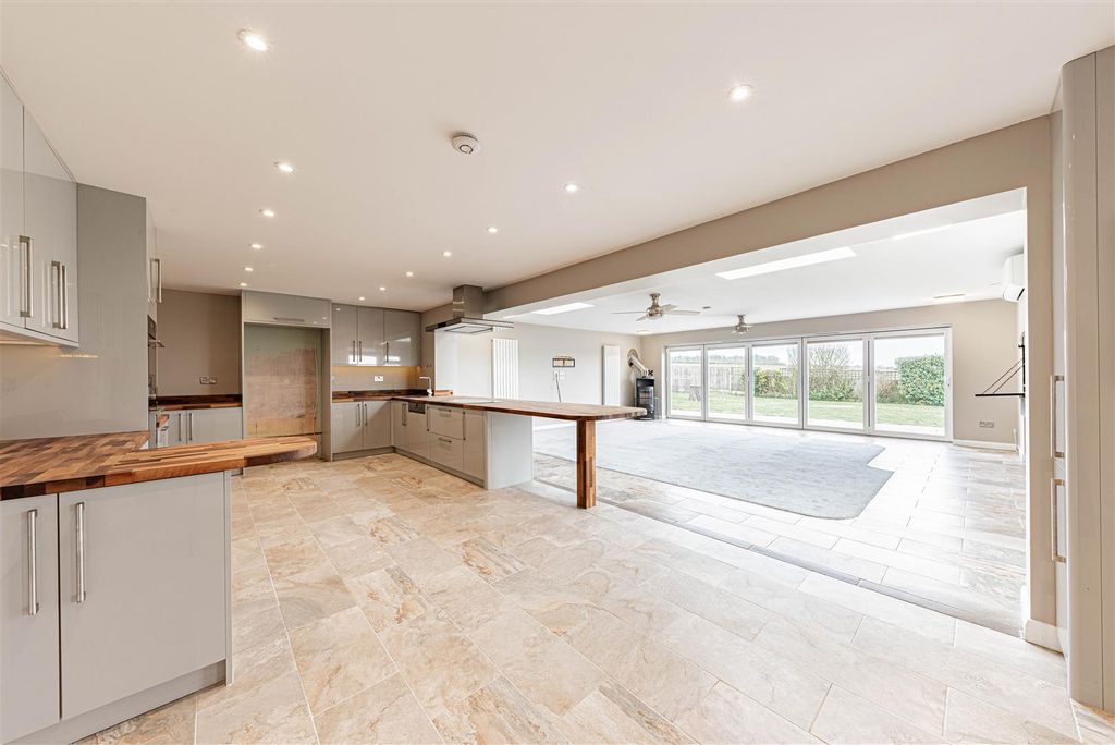 Property photo 2 of 83 L J Imaging-23.Jpg