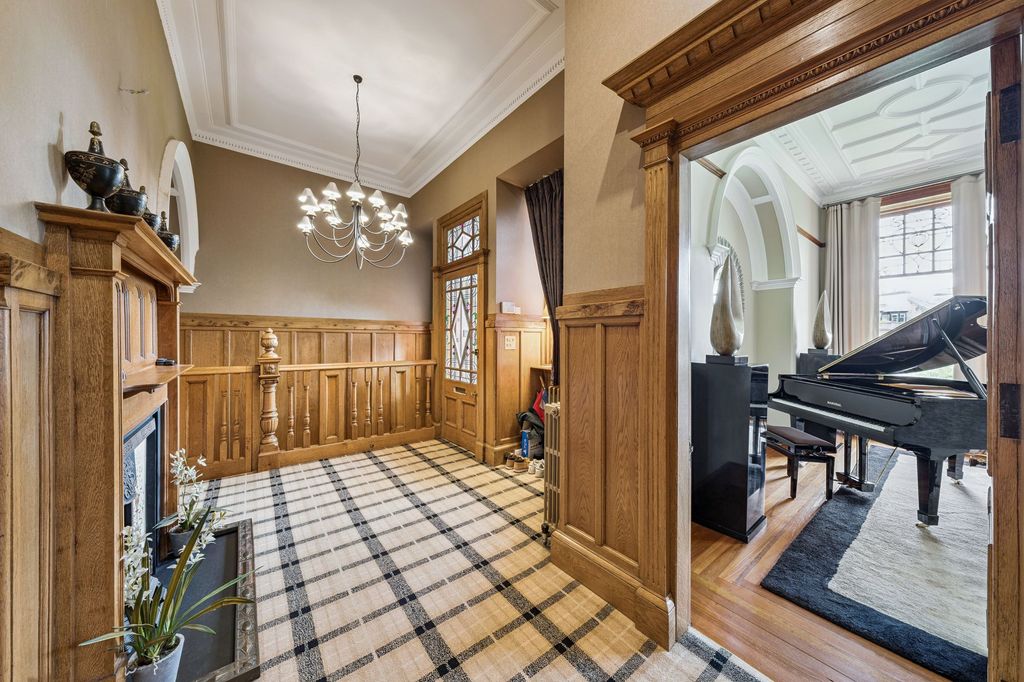 Additional image 34 of 5 bed town house for saleKings Gate, 33 Victoria Crescent Road, Dowanhill, Glasgow G12