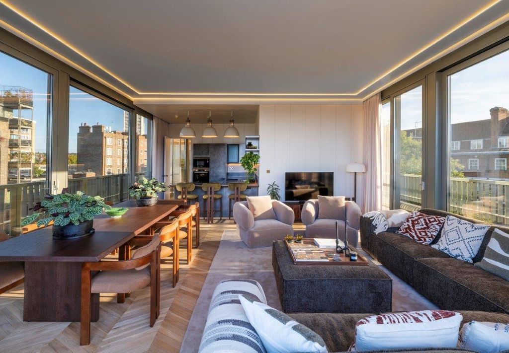 Property photo 2 of 12 Picture No. 04