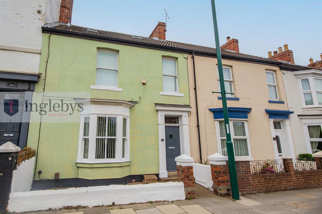 Property photo 1 of 43