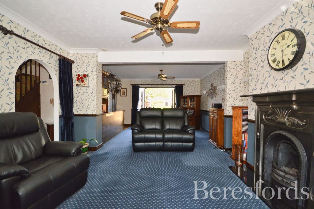 Property photo 2 of 20 Picture No. 13