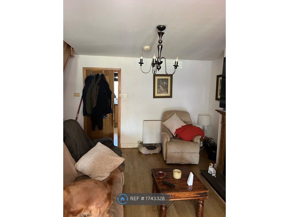 Property photo 3 of 8