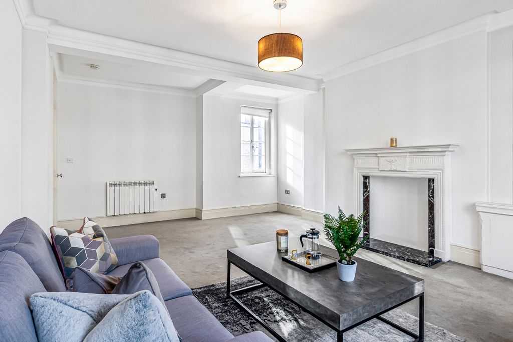 Property photo 1 of 16 Reception Room