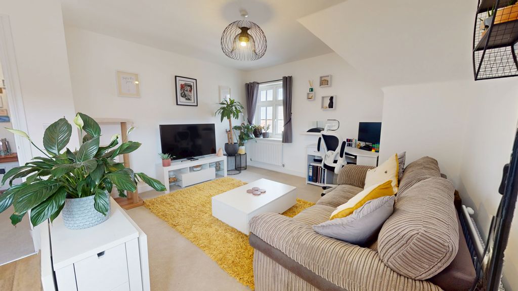 Property photo 2 of 13 03142025_093432