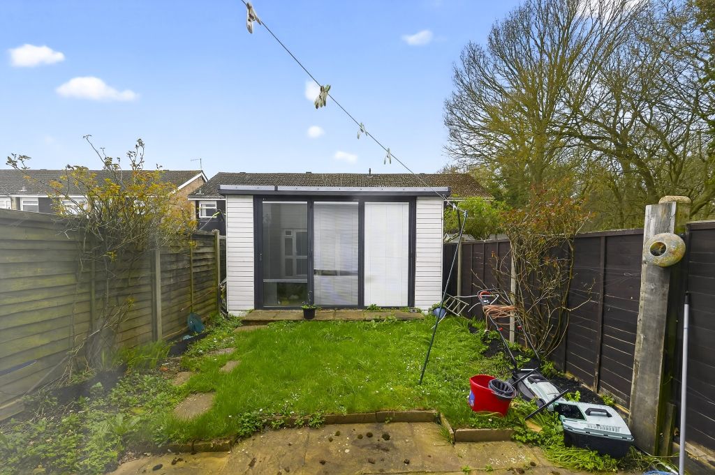 Property photo 2 of 20