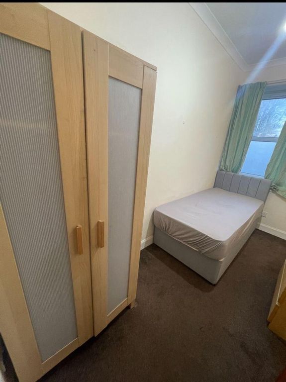 Property photo 1 of 9 Photo 1