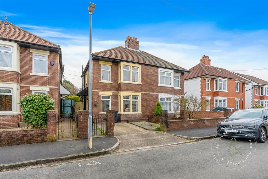 Property photo 1 of 17 Davies Place, Herncrabtree (1).Jpg