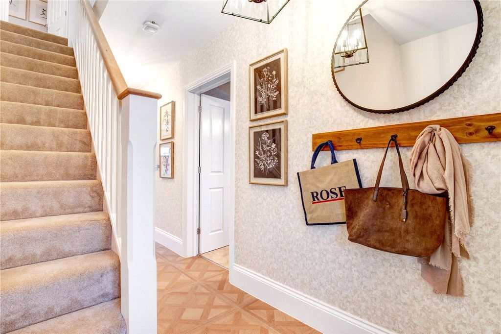 Property photo 2 of 17 Picture No. 53