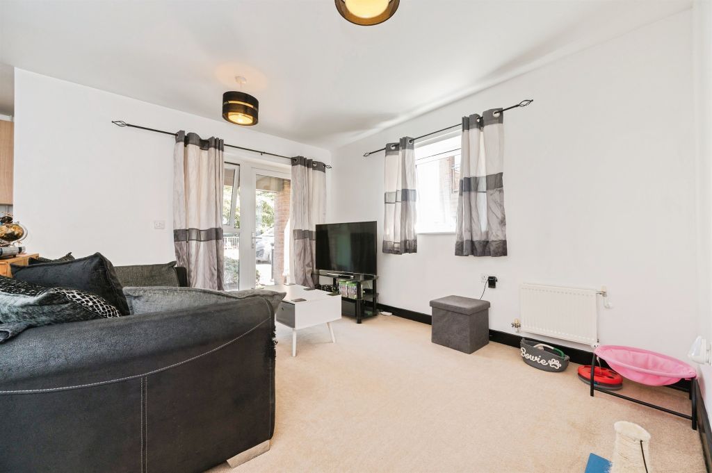 Property photo 2 of 13