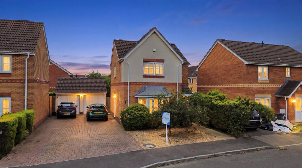Property photo 1 of 18 5348581