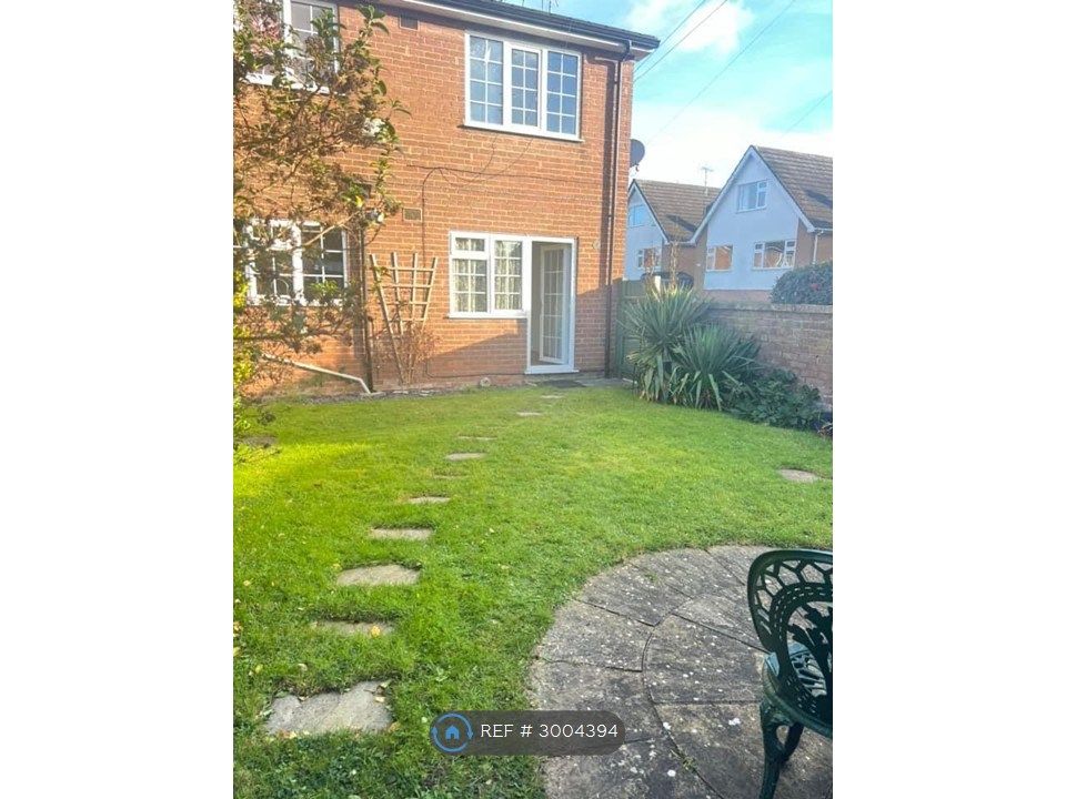 Property photo 3 of 12