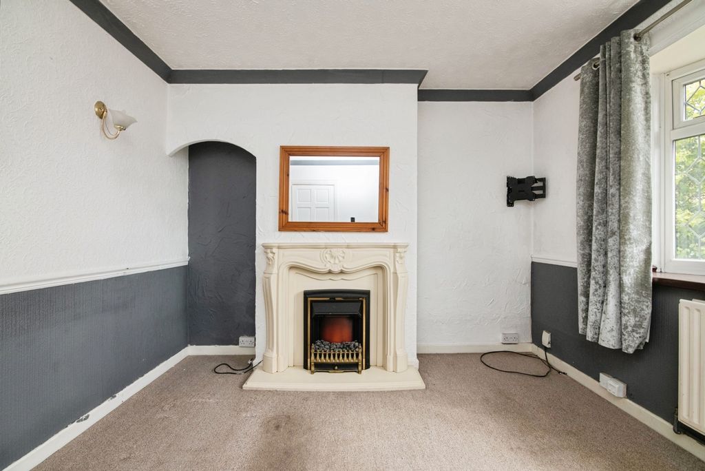 Property photo 2 of 24 Pbox-Img.Jpg