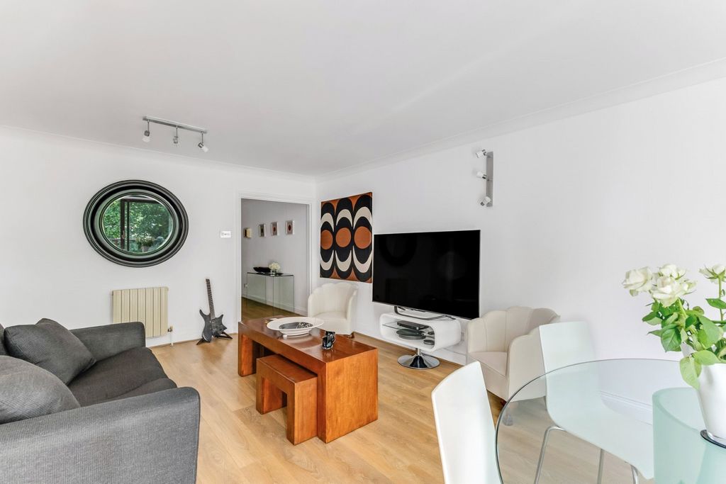Property photo 1 of 11 Picture No. 34