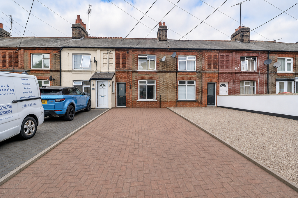 Property photo 1 of 17 Picture No. 01