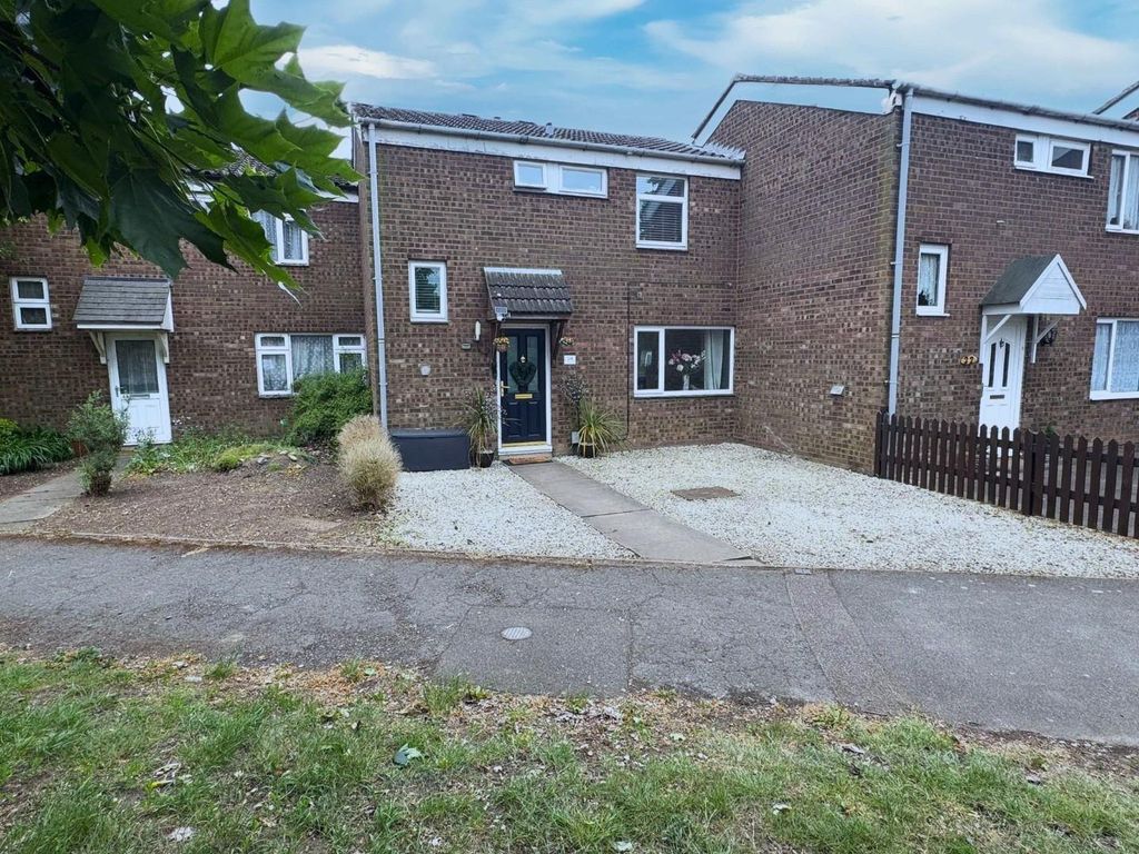 Property photo 1 of 20 Outside