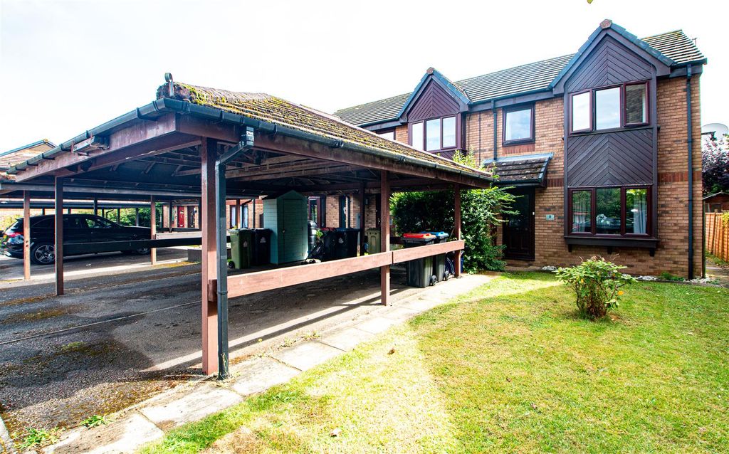 Property photo 1 of 13 8Kap_12.Jpg