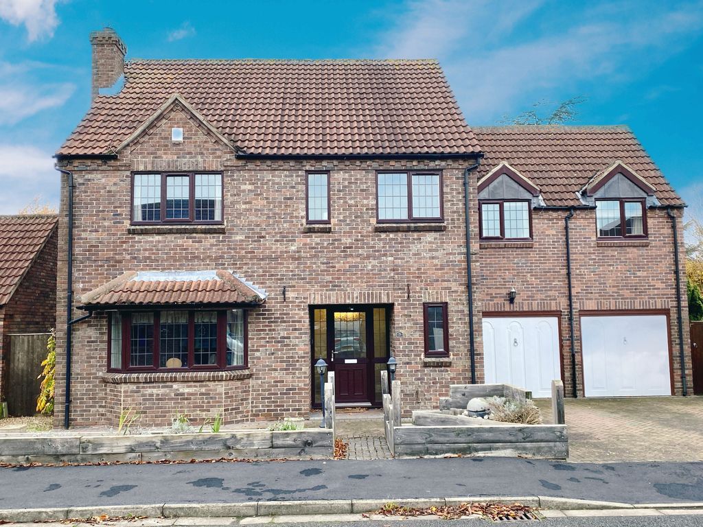 Property photo 1 of 27