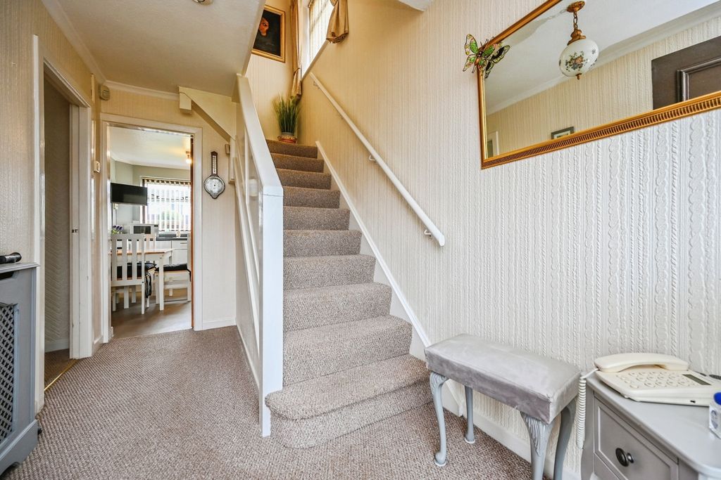 Property photo 2 of 15 Pbox-Img.Jpg