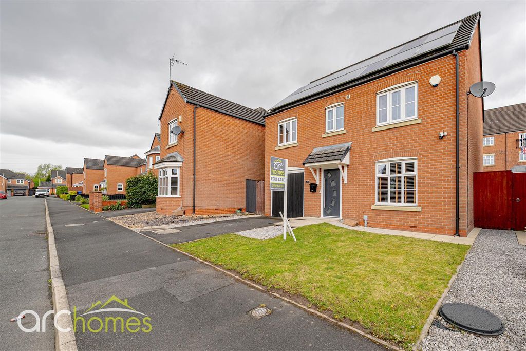 Property photo 1 of 24 Gadfield-22.Jpg