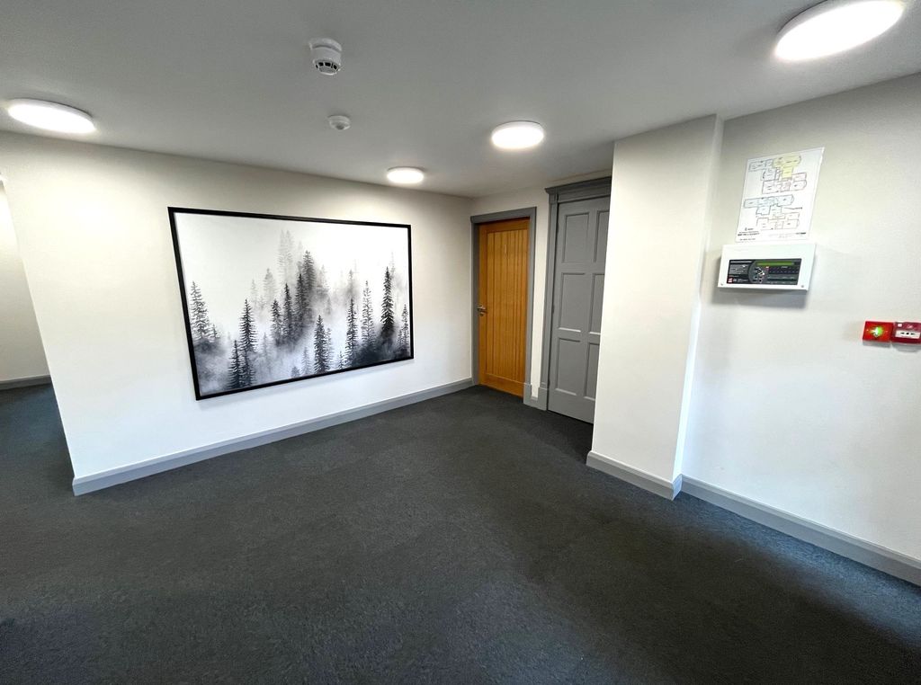 Property photo 2 of 12 5G