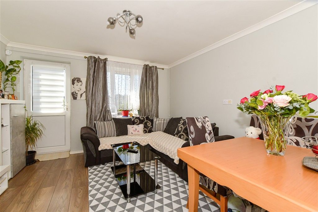 Property photo 3 of 4 Lounge/Dining Room