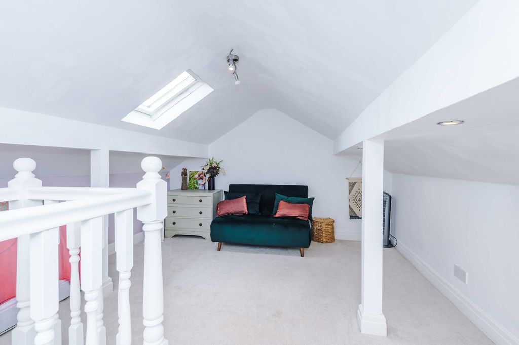 Additional image 20 of 3 bed semi-detached house for saleThelwall New Road, Thelwall WA4