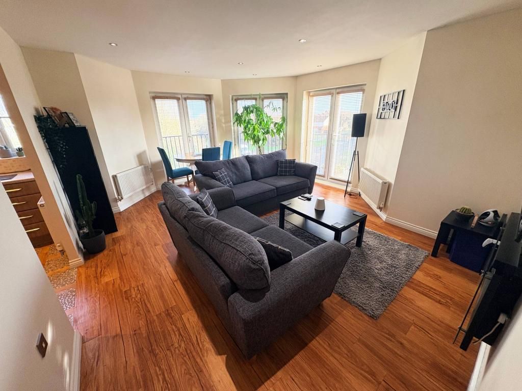 Property photo 2 of 10