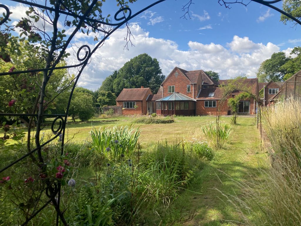 Property photo 2 of 14
