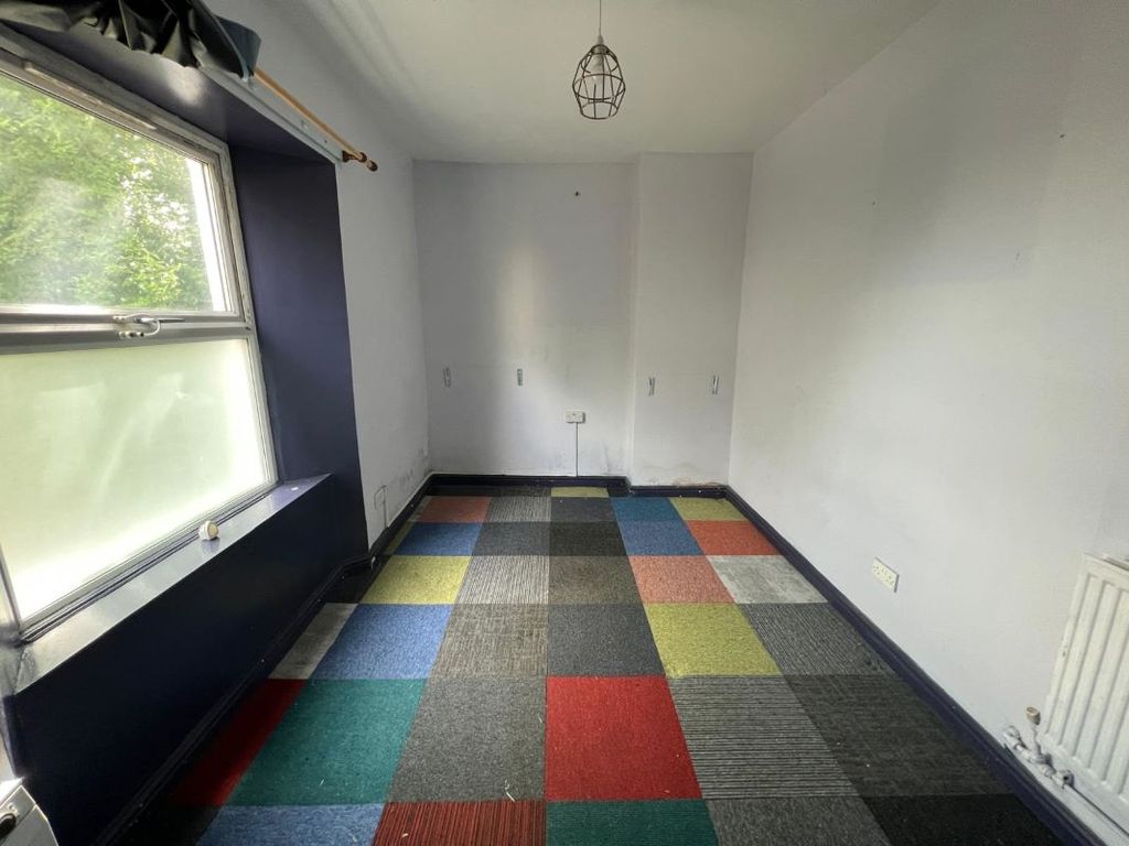 Property photo 2 of 10 Image 2