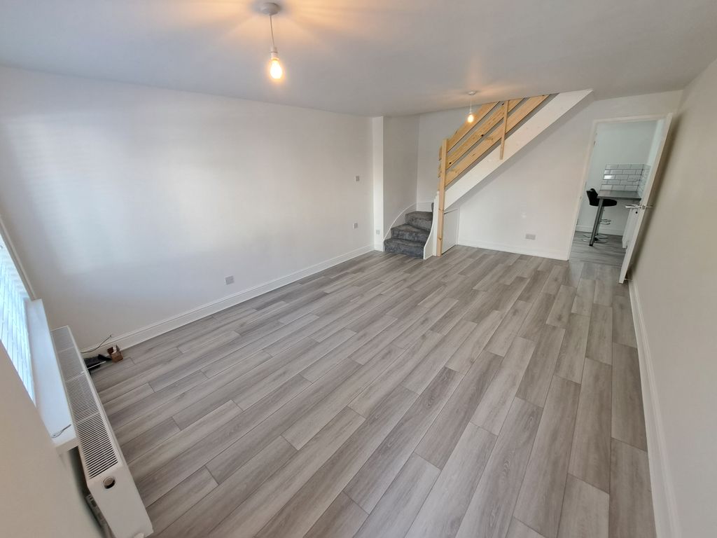 Property photo 3 of 12 Living Room