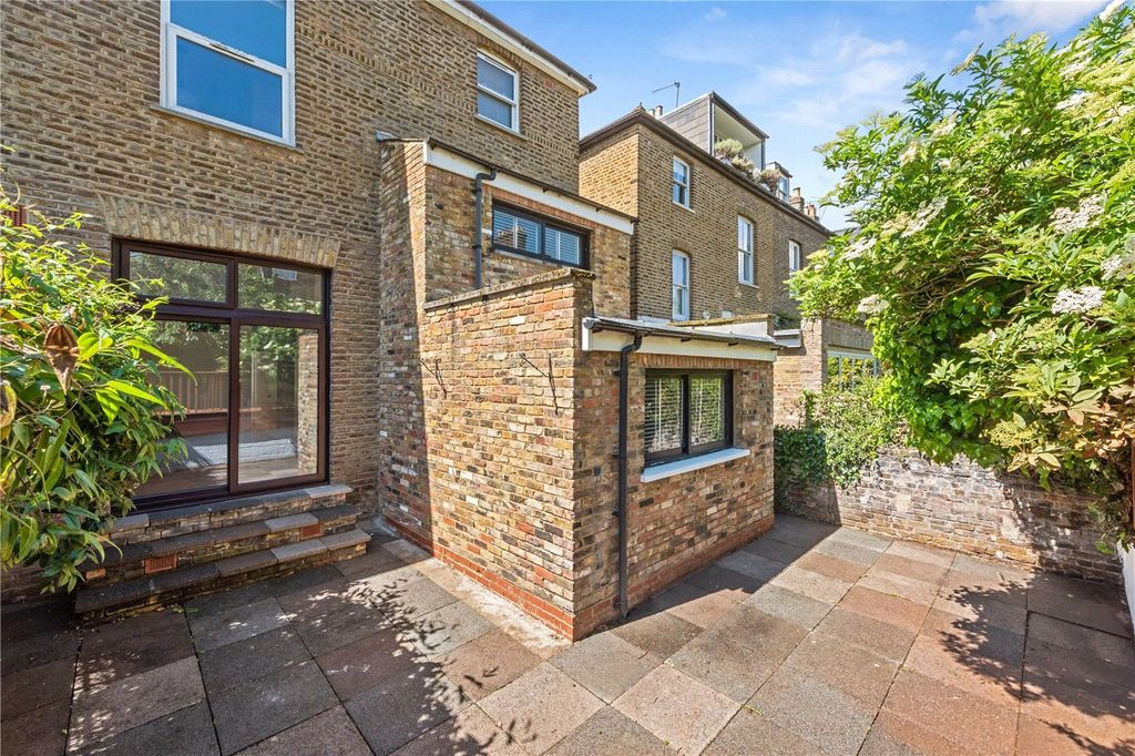 Property photo 3 of 12 Picture No. 26