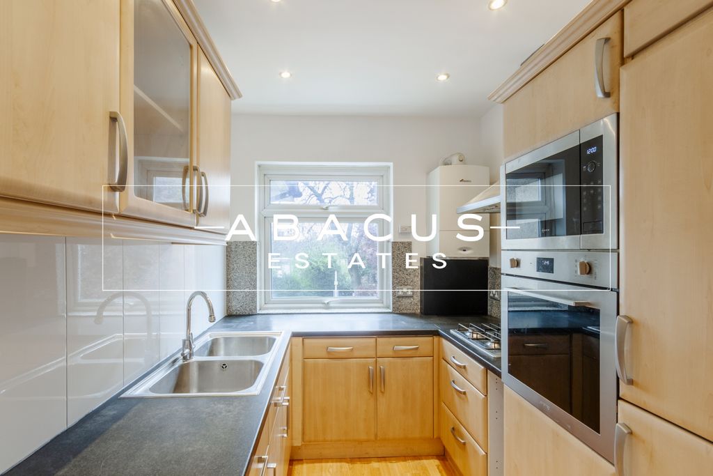 Property photo 3 of 12 Photo 3