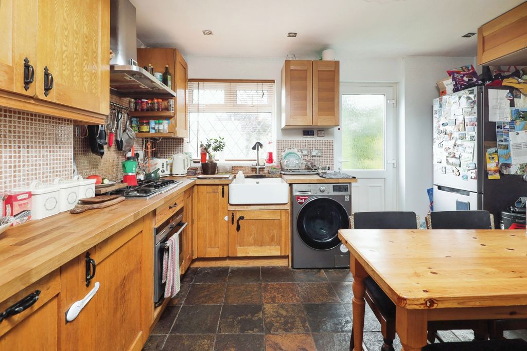 Property photo 3 of 17 Photography