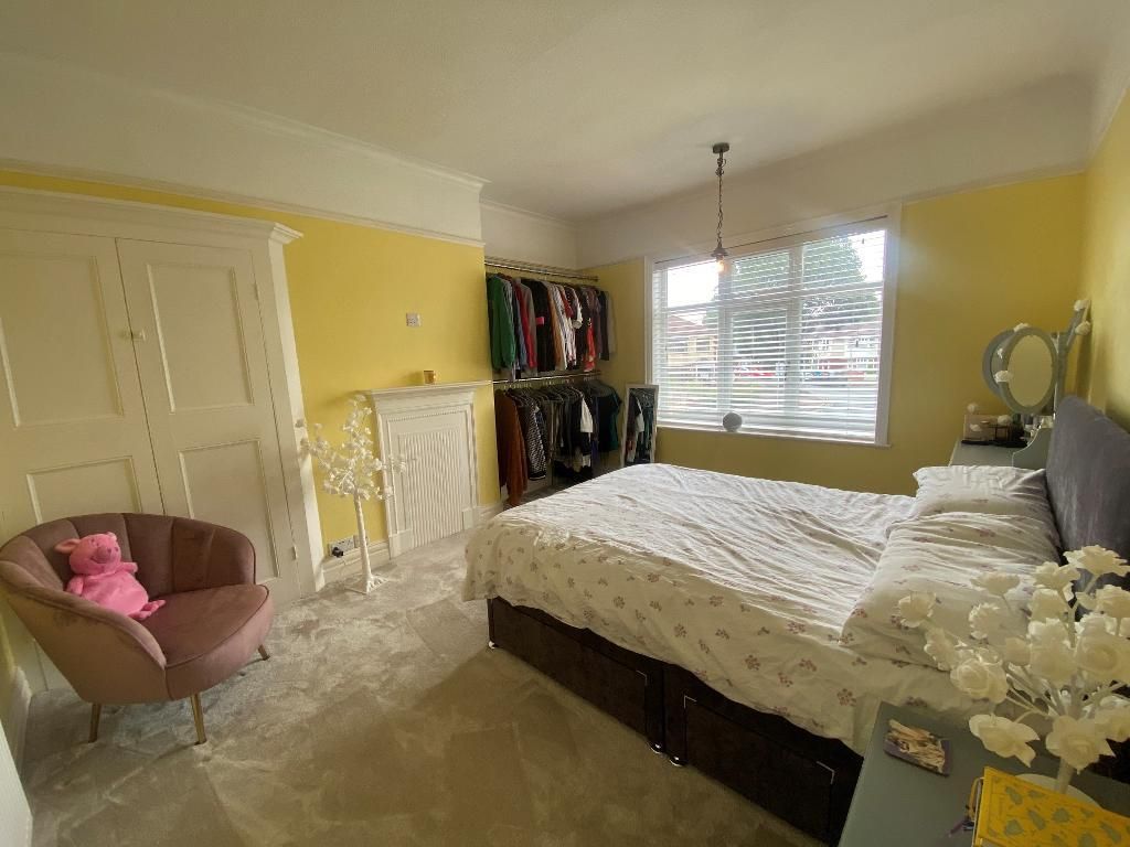 Property photo 3 of 17 Bedroom One