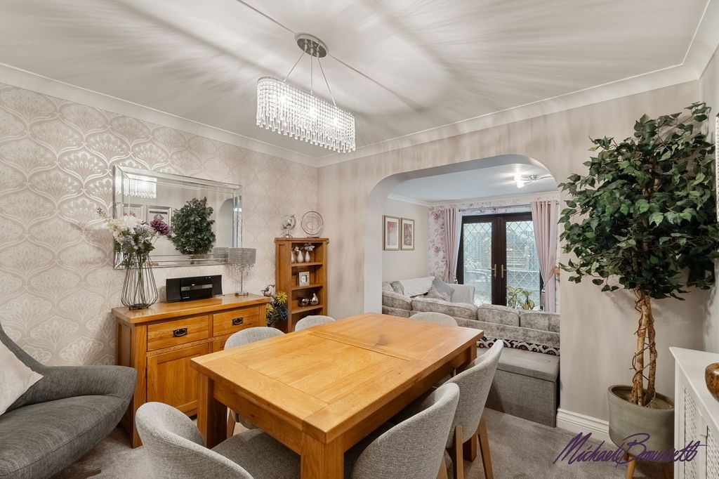 Property photo 3 of 30