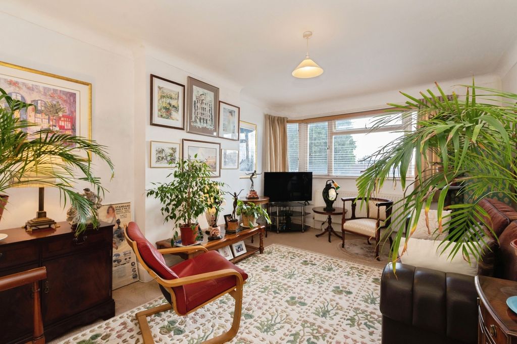 Property photo 3 of 14 Pbox-Img.Jpg