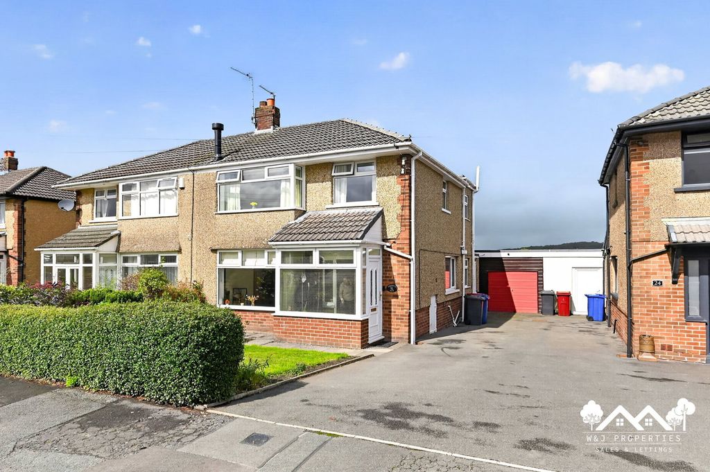 Property photo 1 of 50