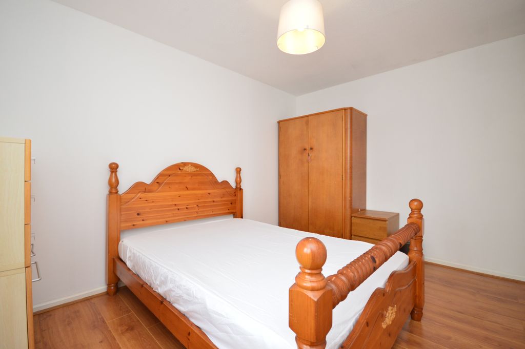 Property photo 3 of 11 Gallery