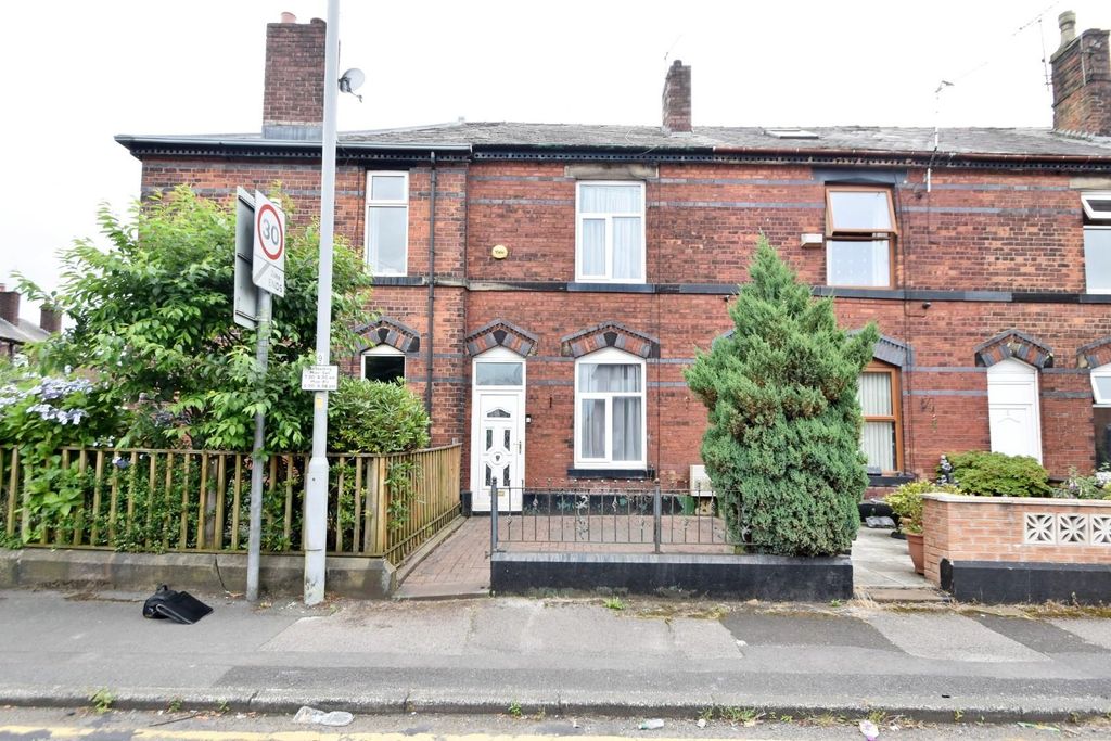 Property photo 1 of 12