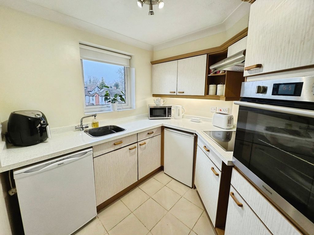 Property photo 3 of 10 Picture 3