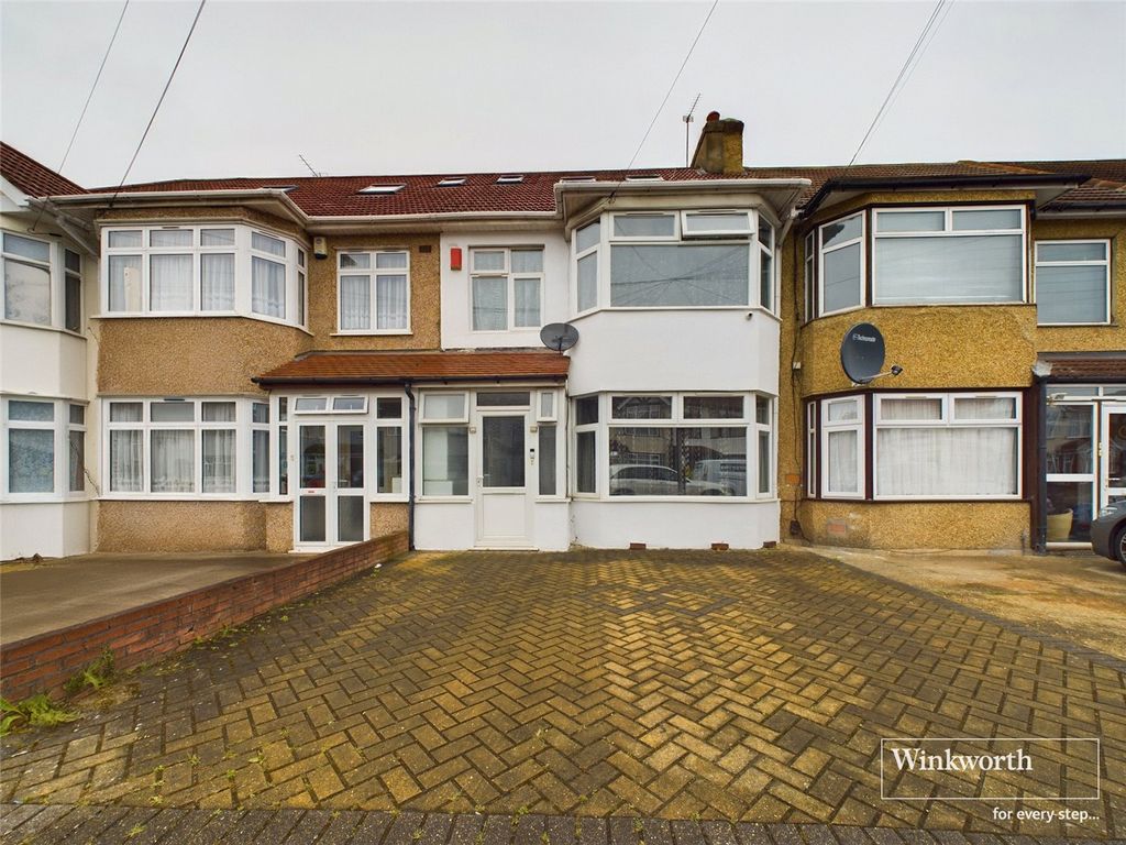 Property photo 1 of 11 External