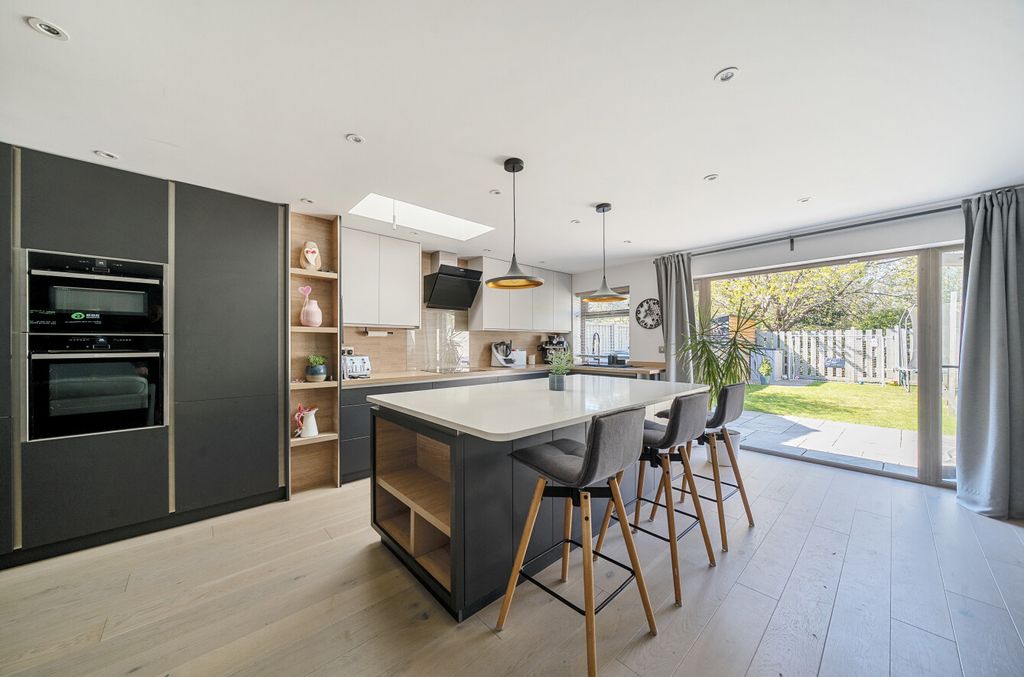 Property photo 2 of 21 1272454 (5).Jpg